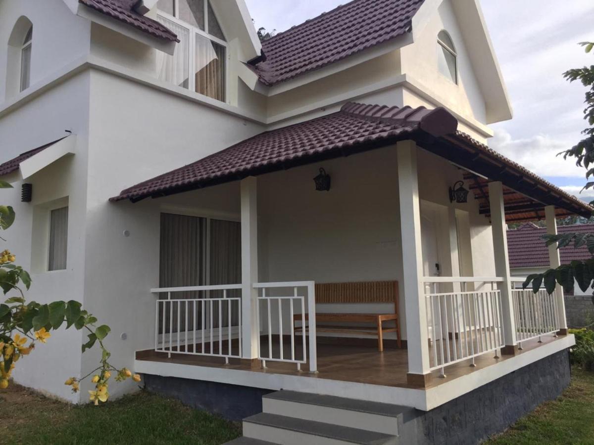 Mirth Hotels And Resorts Kanthalloor Eksteriør bilde
