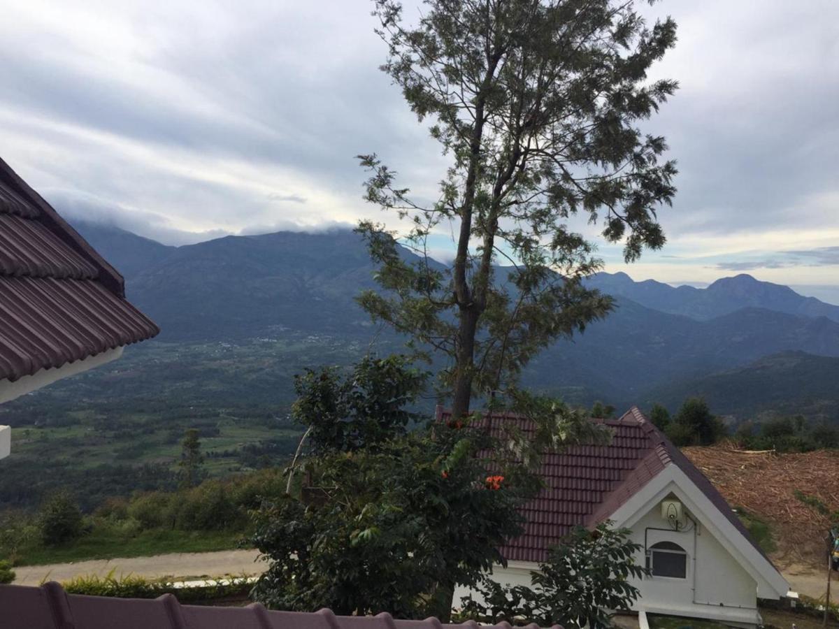 Mirth Hotels And Resorts Kanthalloor Eksteriør bilde