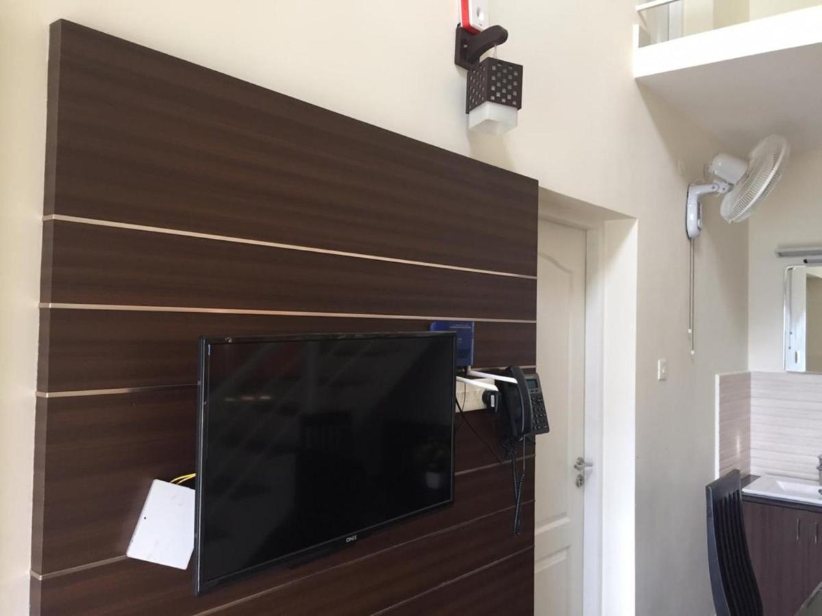 Mirth Hotels And Resorts Kanthalloor Eksteriør bilde