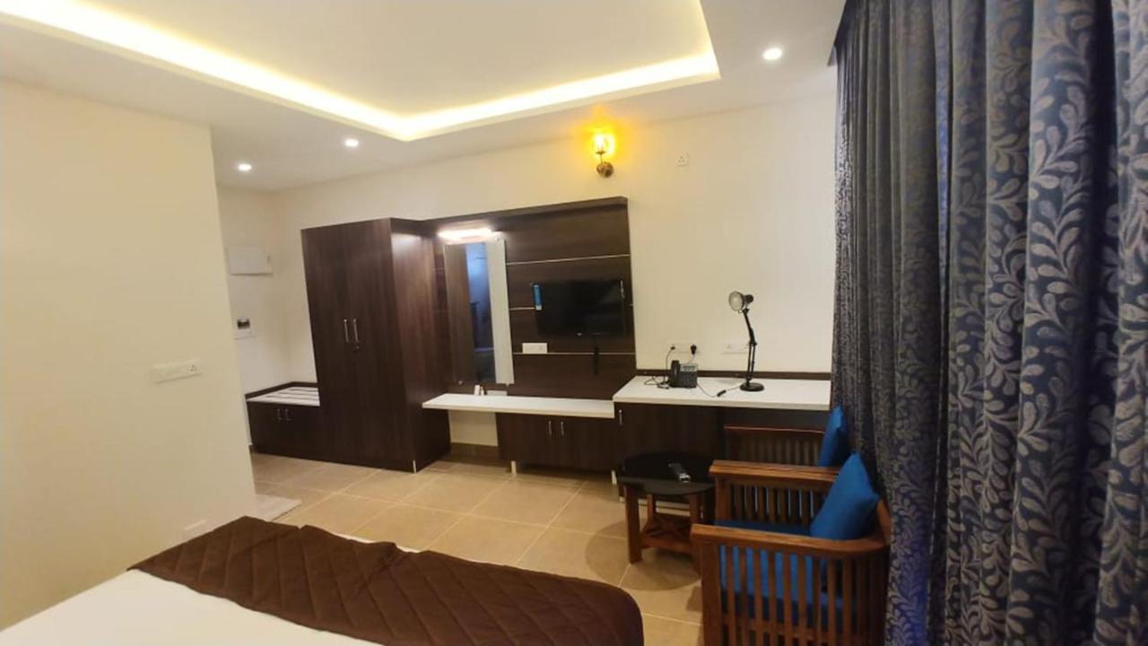 Mirth Hotels And Resorts Kanthalloor Eksteriør bilde