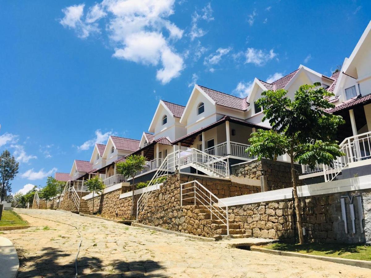 Mirth Hotels And Resorts Kanthalloor Eksteriør bilde