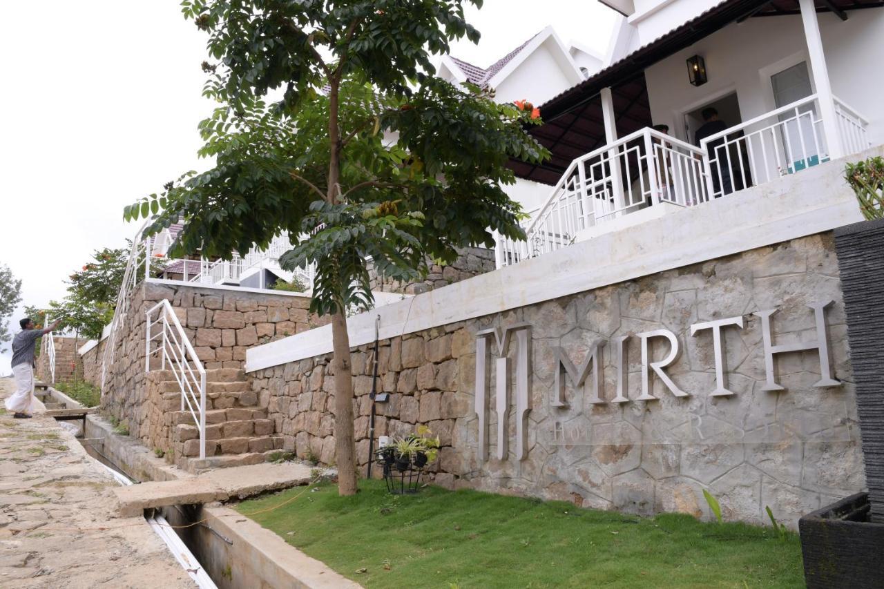 Mirth Hotels And Resorts Kanthalloor Eksteriør bilde
